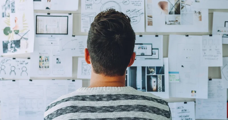Comment Google décide quelle page afficher : les trois temps que personne n'explique